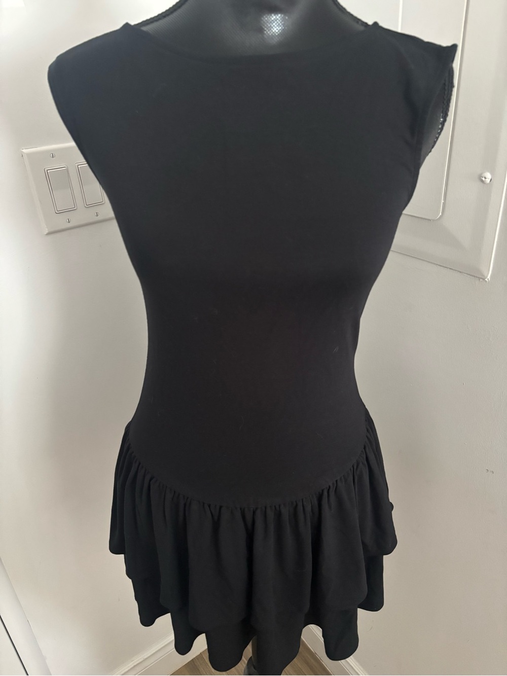 Wilfred Black Mini Ruffle Dress Size Small